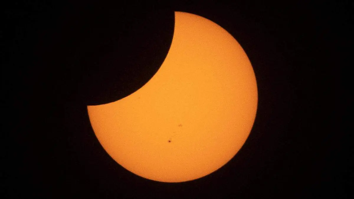 Así se apreció el eclipse solar híbrido de abril